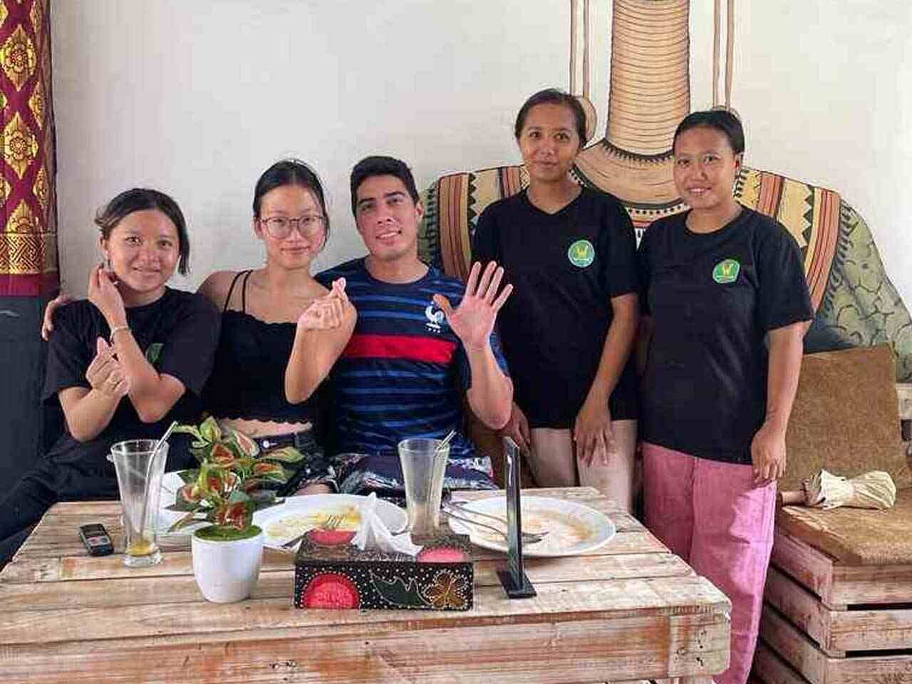 Menikmati Kelezatan Kuliner Lokal di Warung Wangi Penida